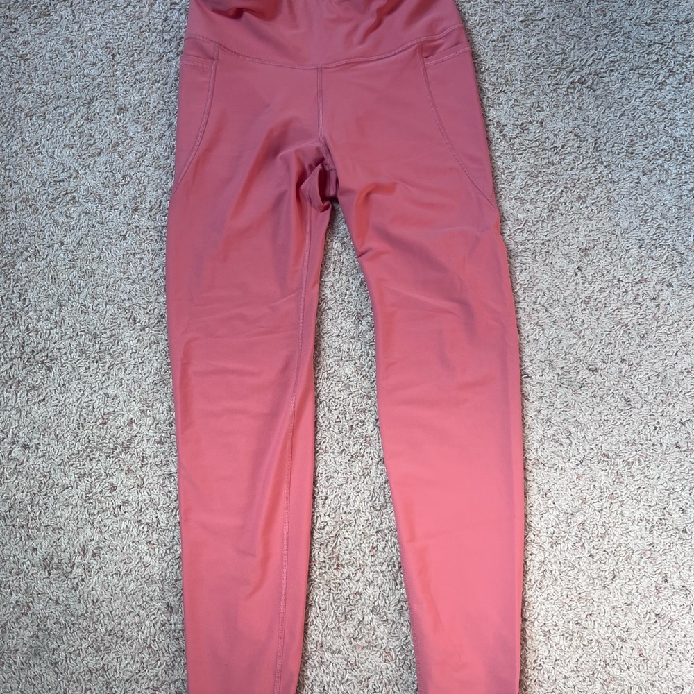 Old Navy Active Powersoft High Rise Pink Cutout Ankle 7/8 Leggings Size L